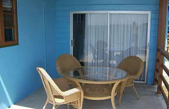 Rhodes Beach Resort Negril Orange Bay Exterior photo
